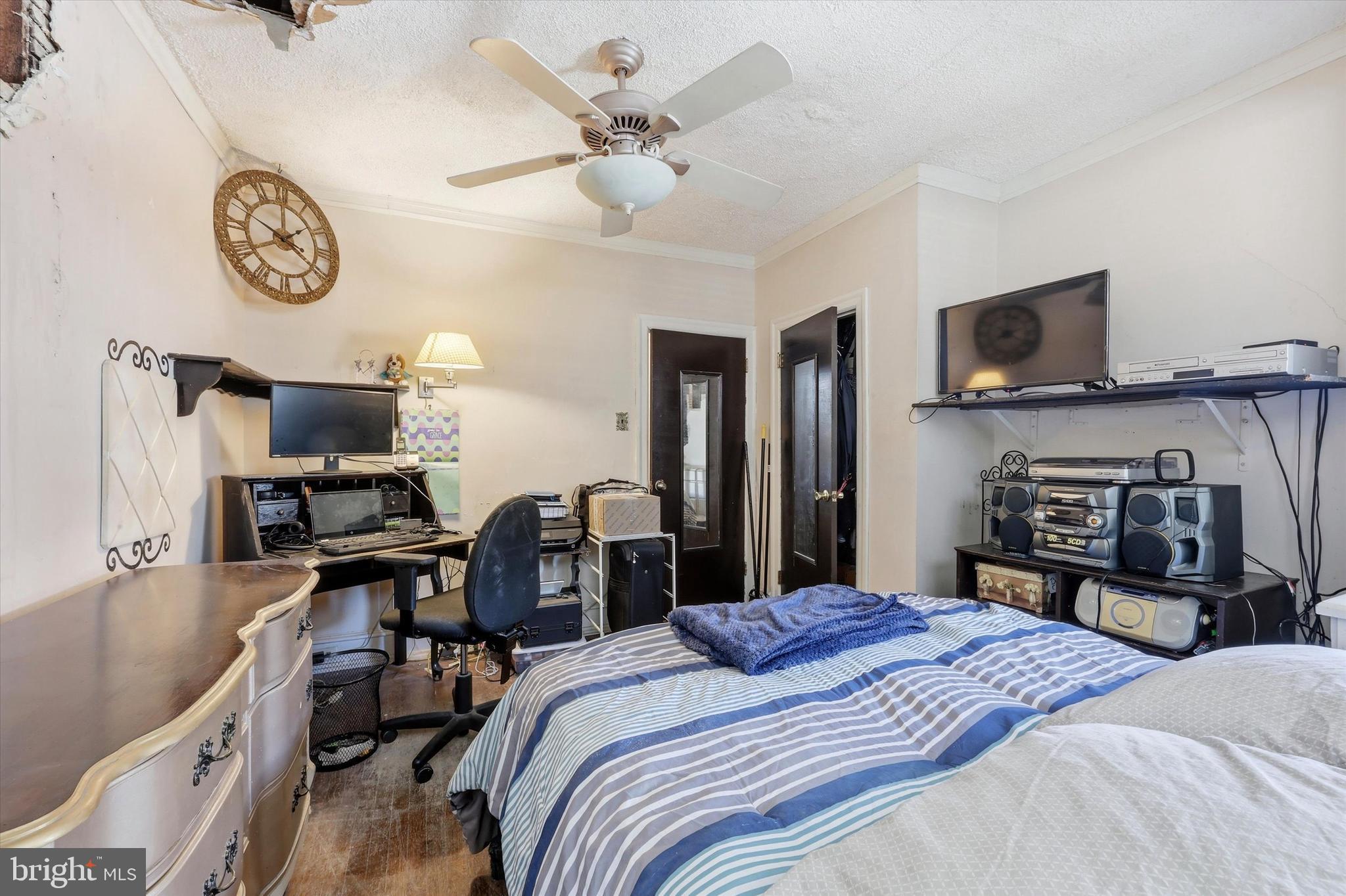 OVERBROOK - Residential