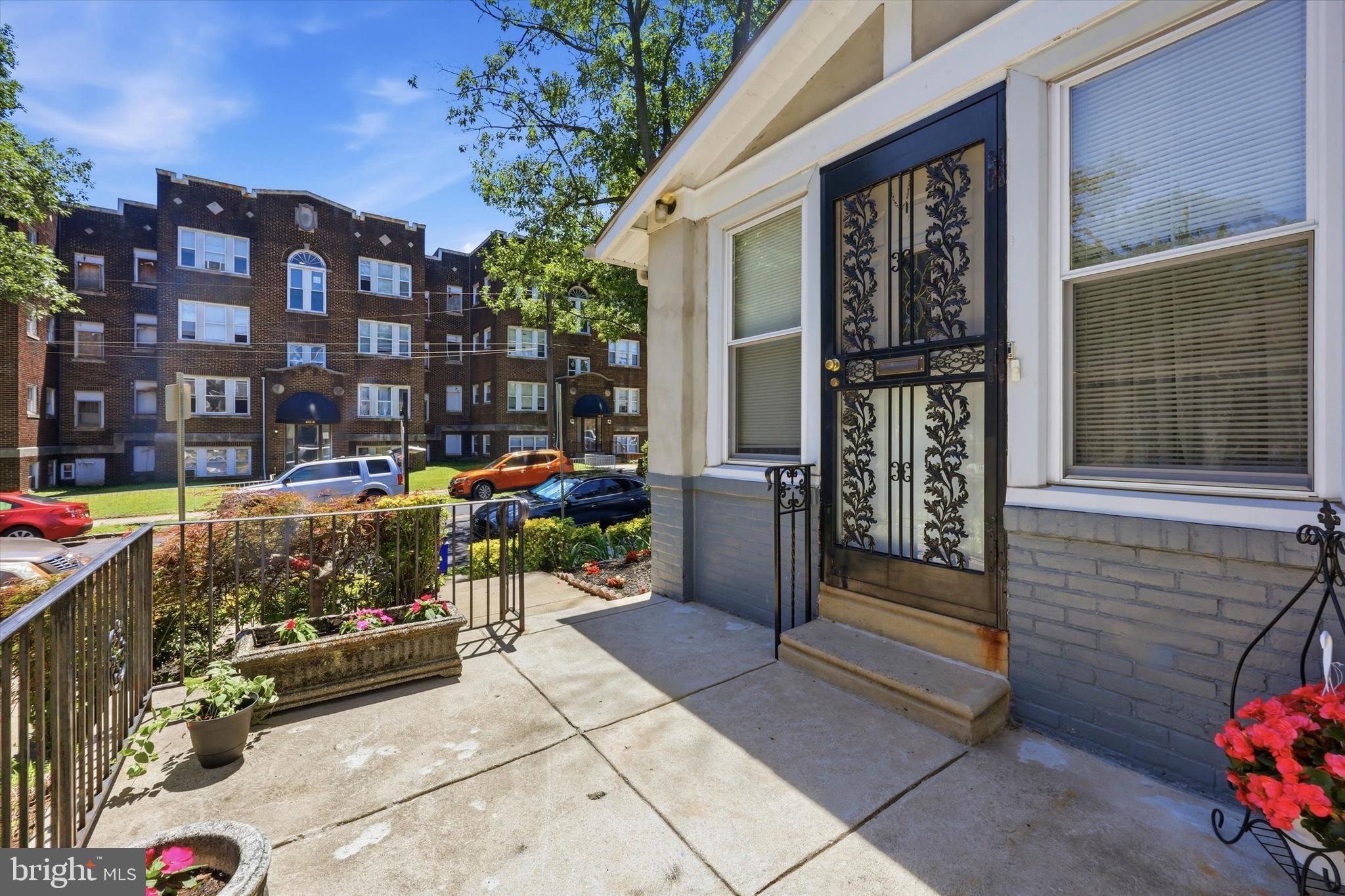 OVERBROOK - Residential