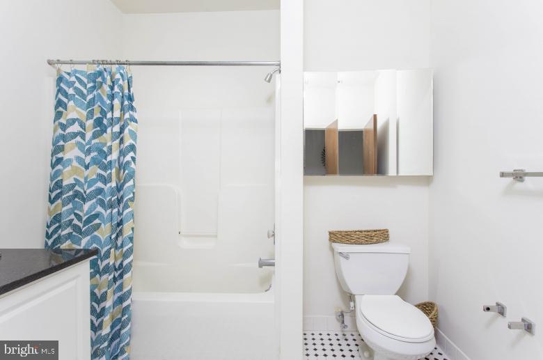 RITTENHOUSE SQUARE - Residential Lease