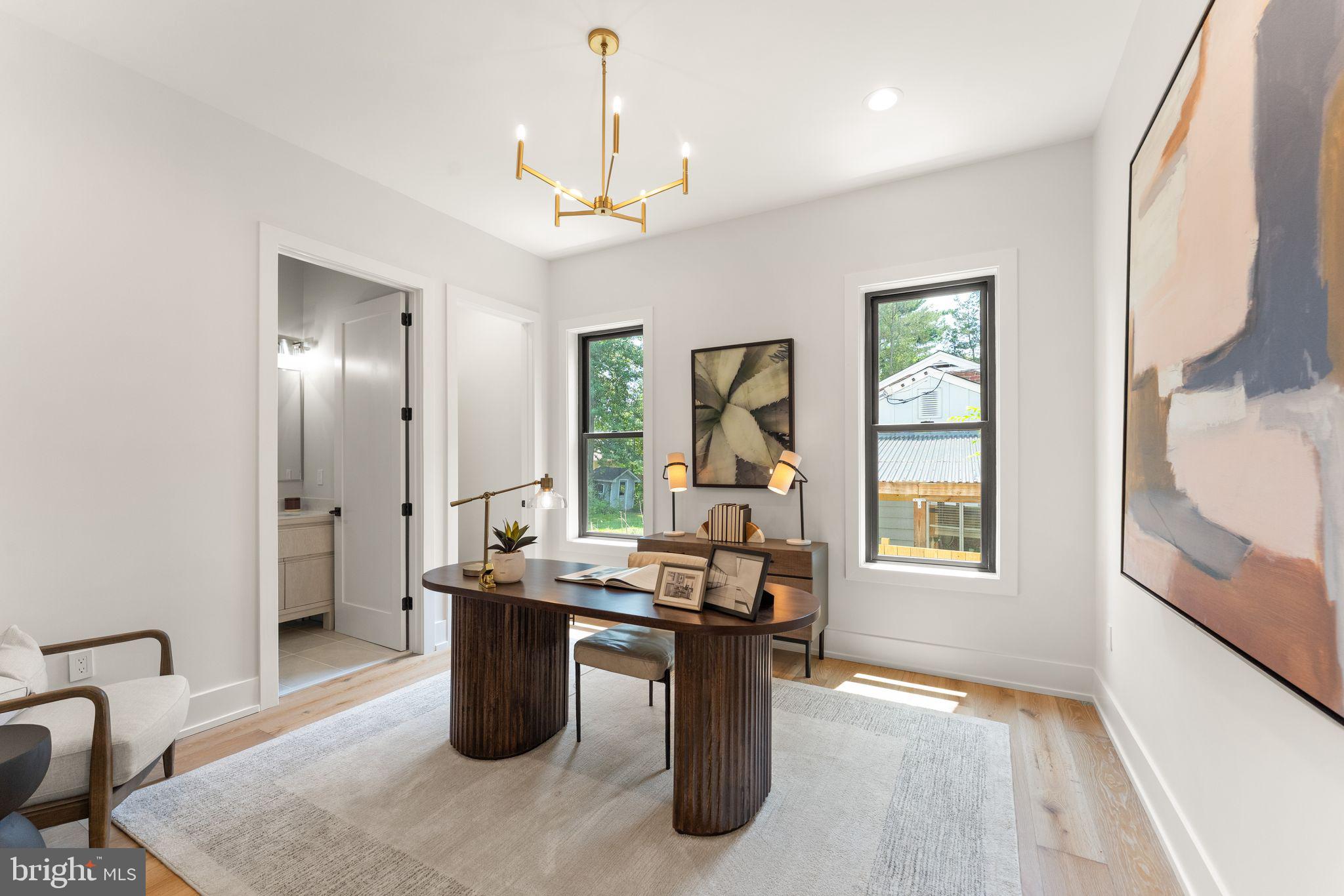 DEVON PARK - Residential