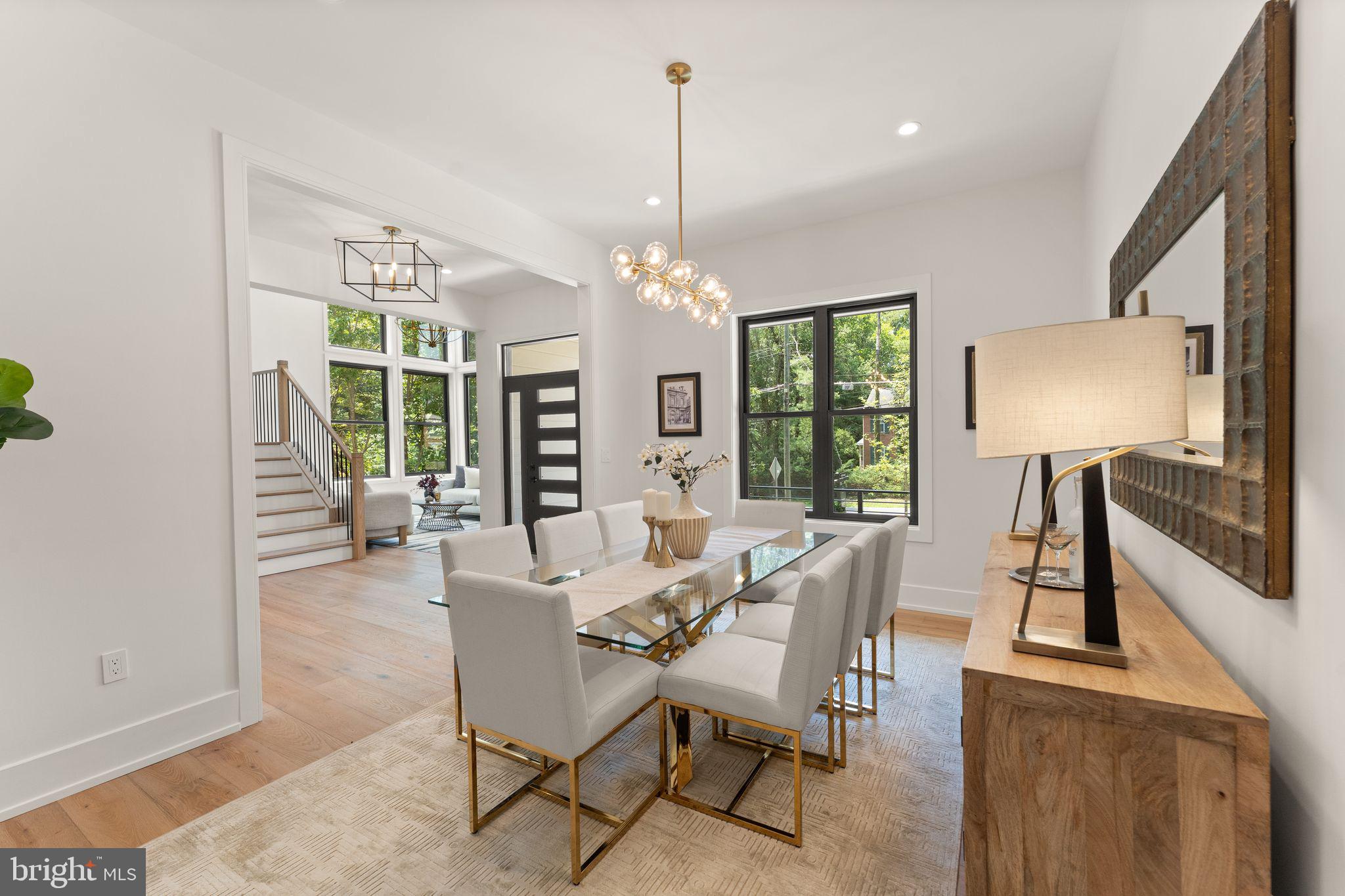 DEVON PARK - Residential