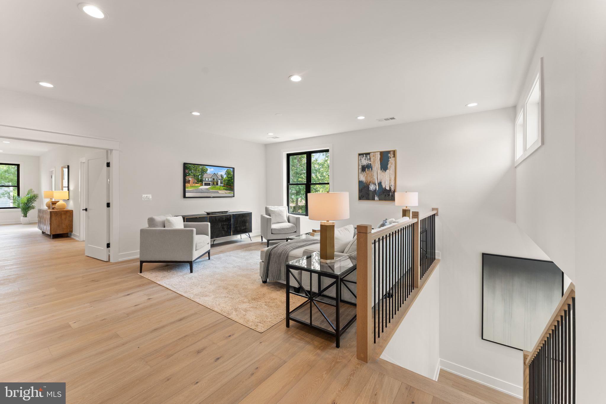 DEVON PARK - Residential