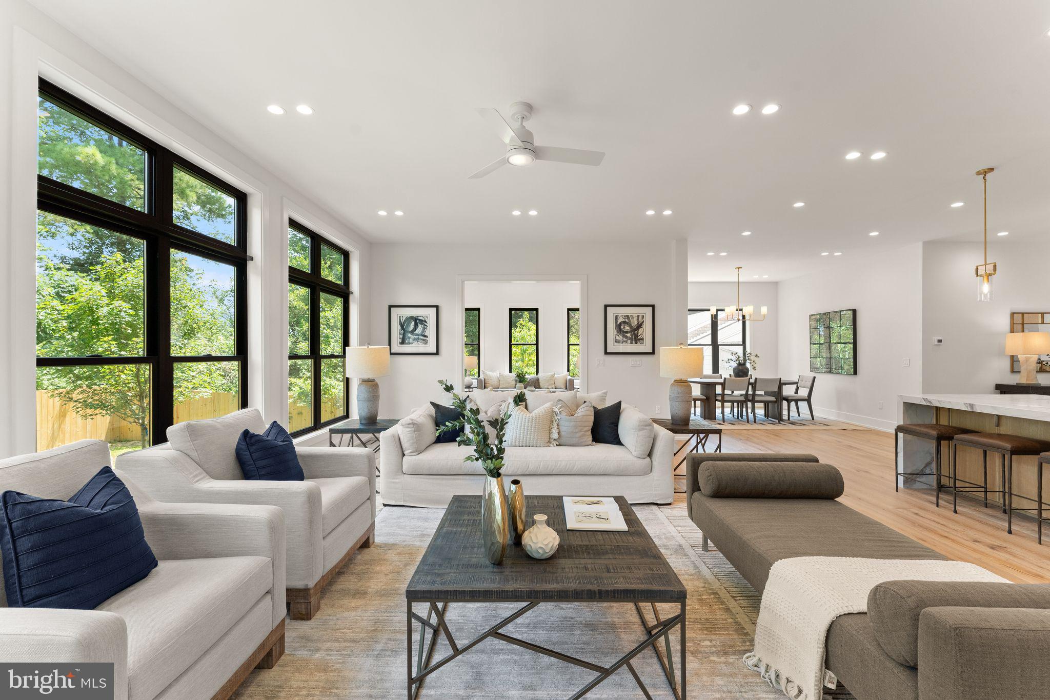 DEVON PARK - Residential