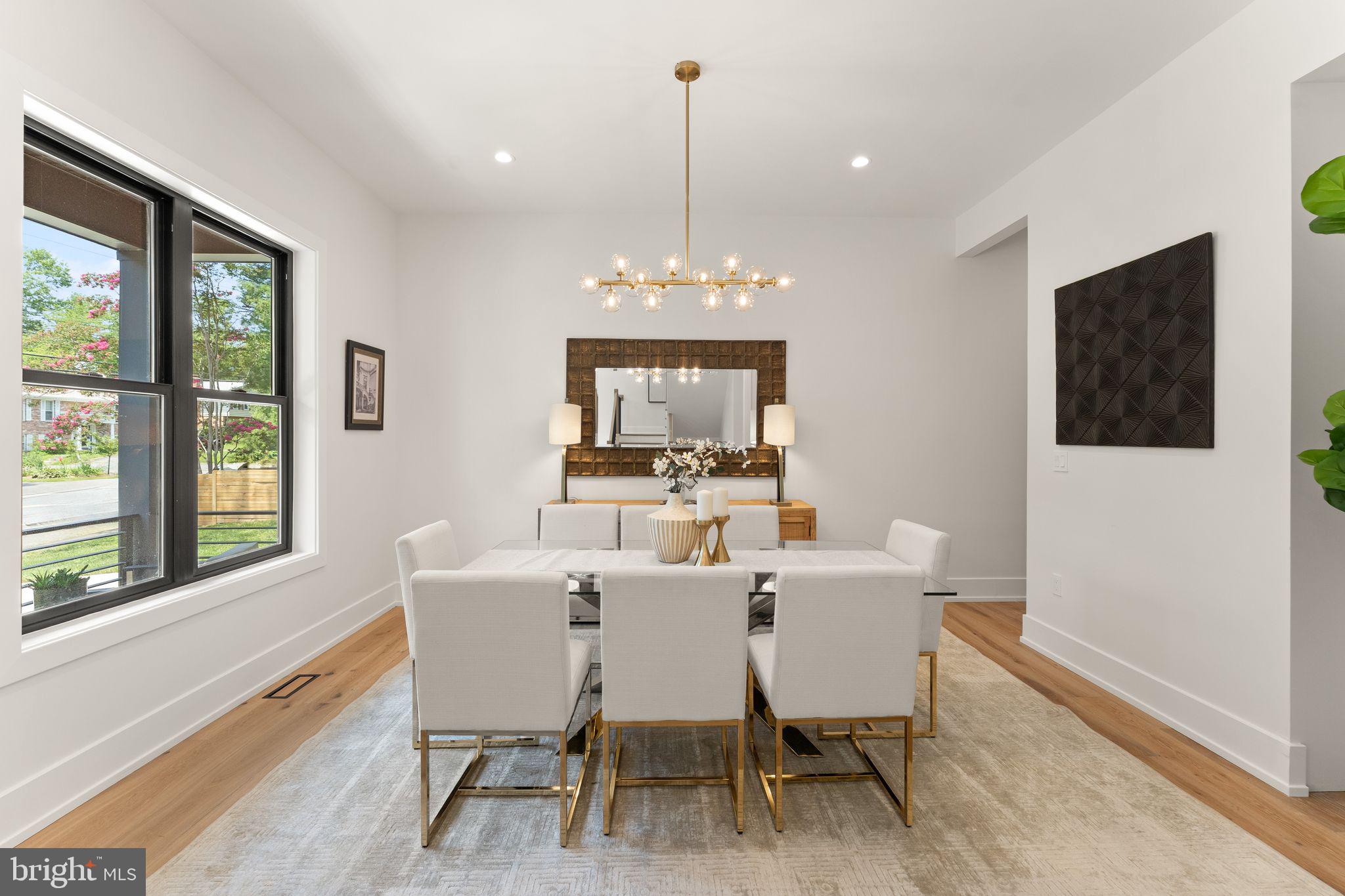 DEVON PARK - Residential