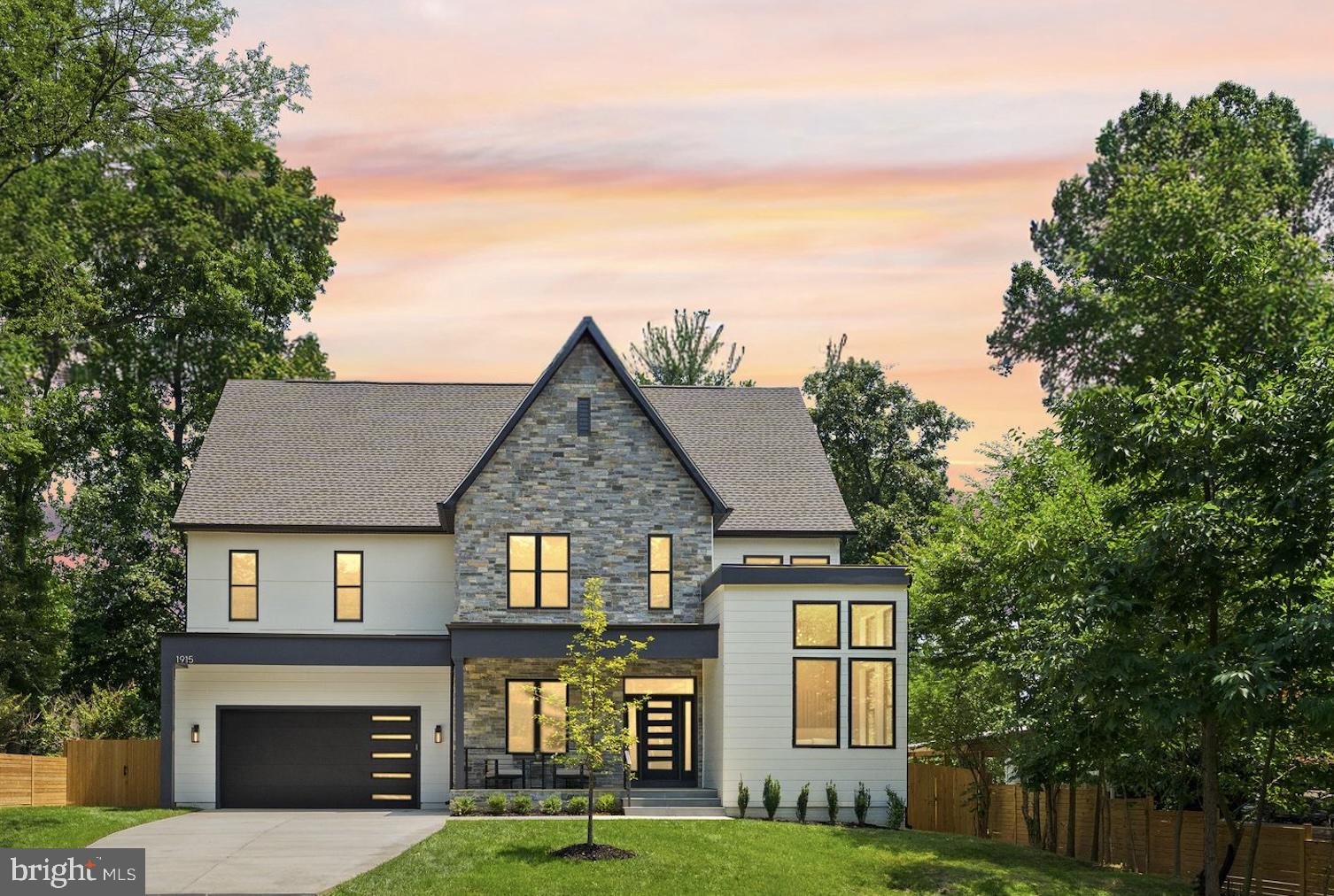 DEVON PARK - Residential