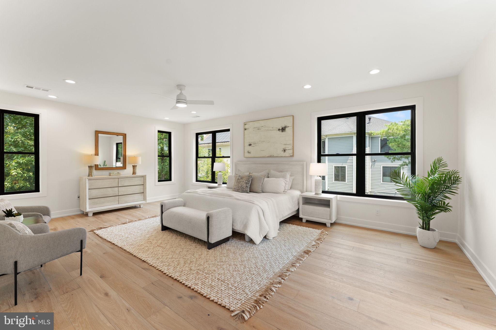 DEVON PARK - Residential