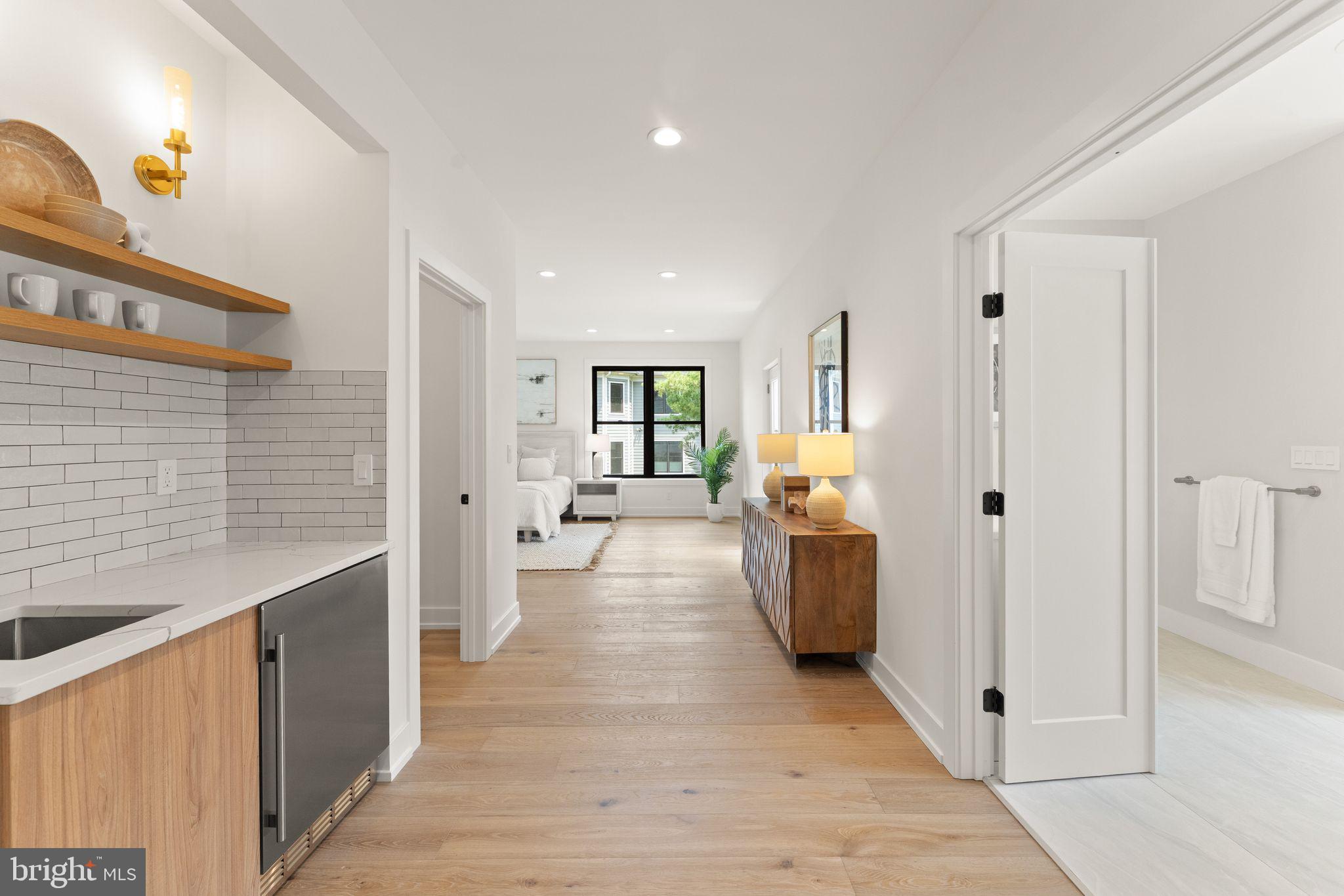 DEVON PARK - Residential