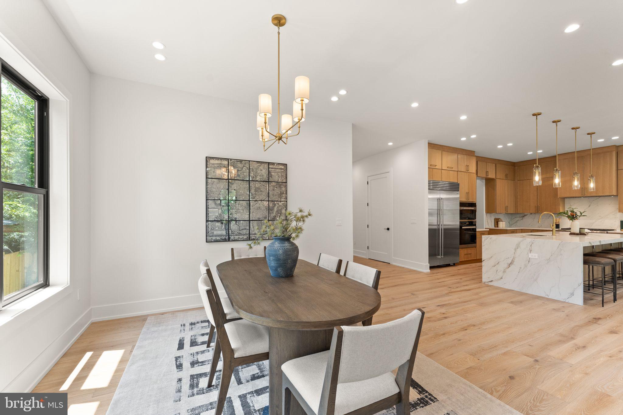DEVON PARK - Residential