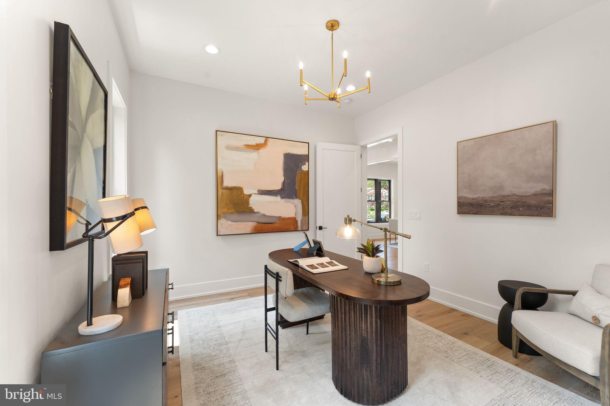 DEVON PARK - Residential