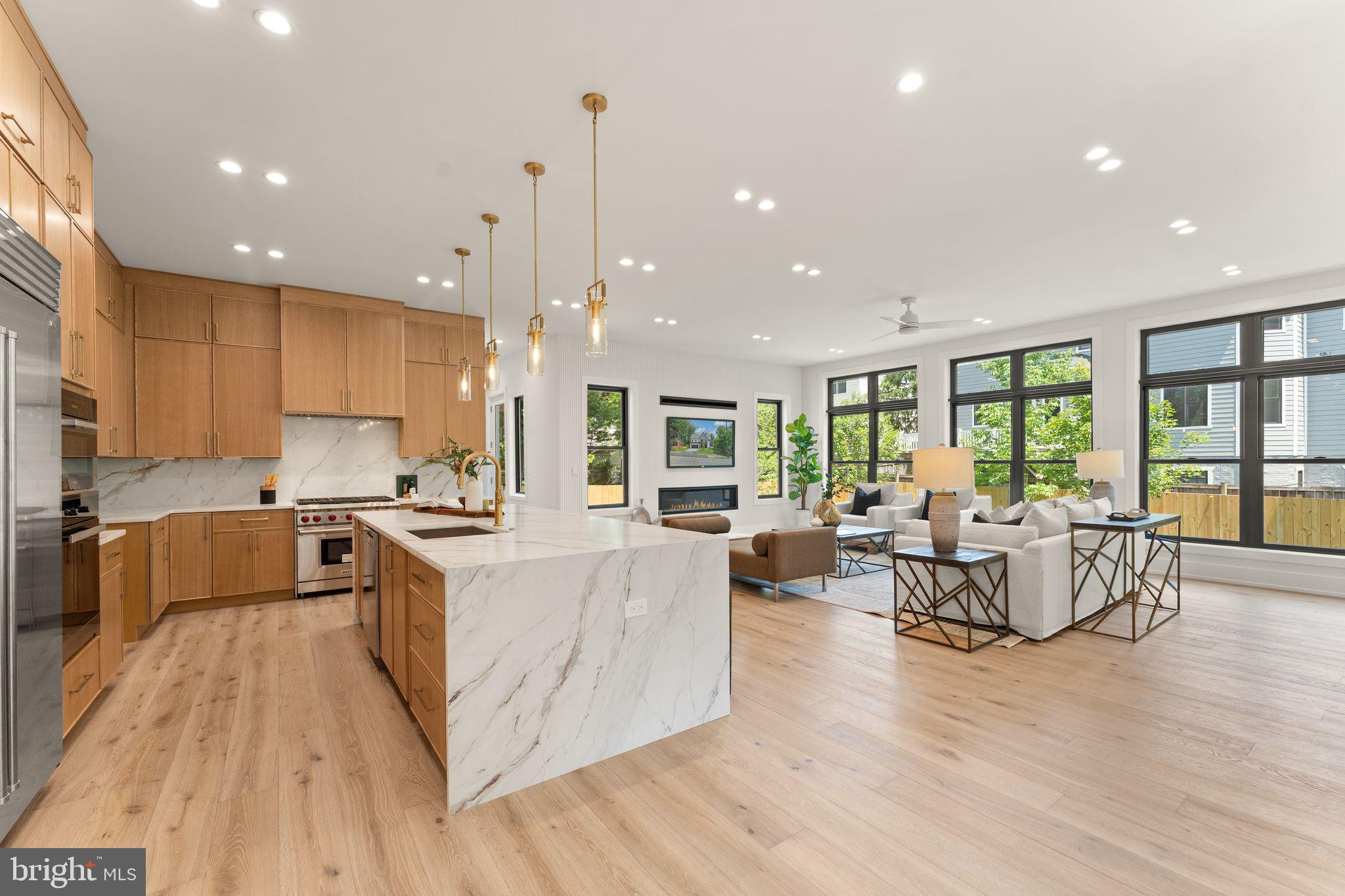 DEVON PARK - Residential