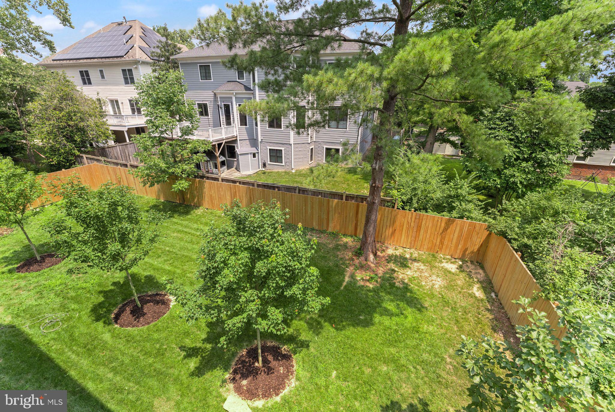 DEVON PARK - Residential
