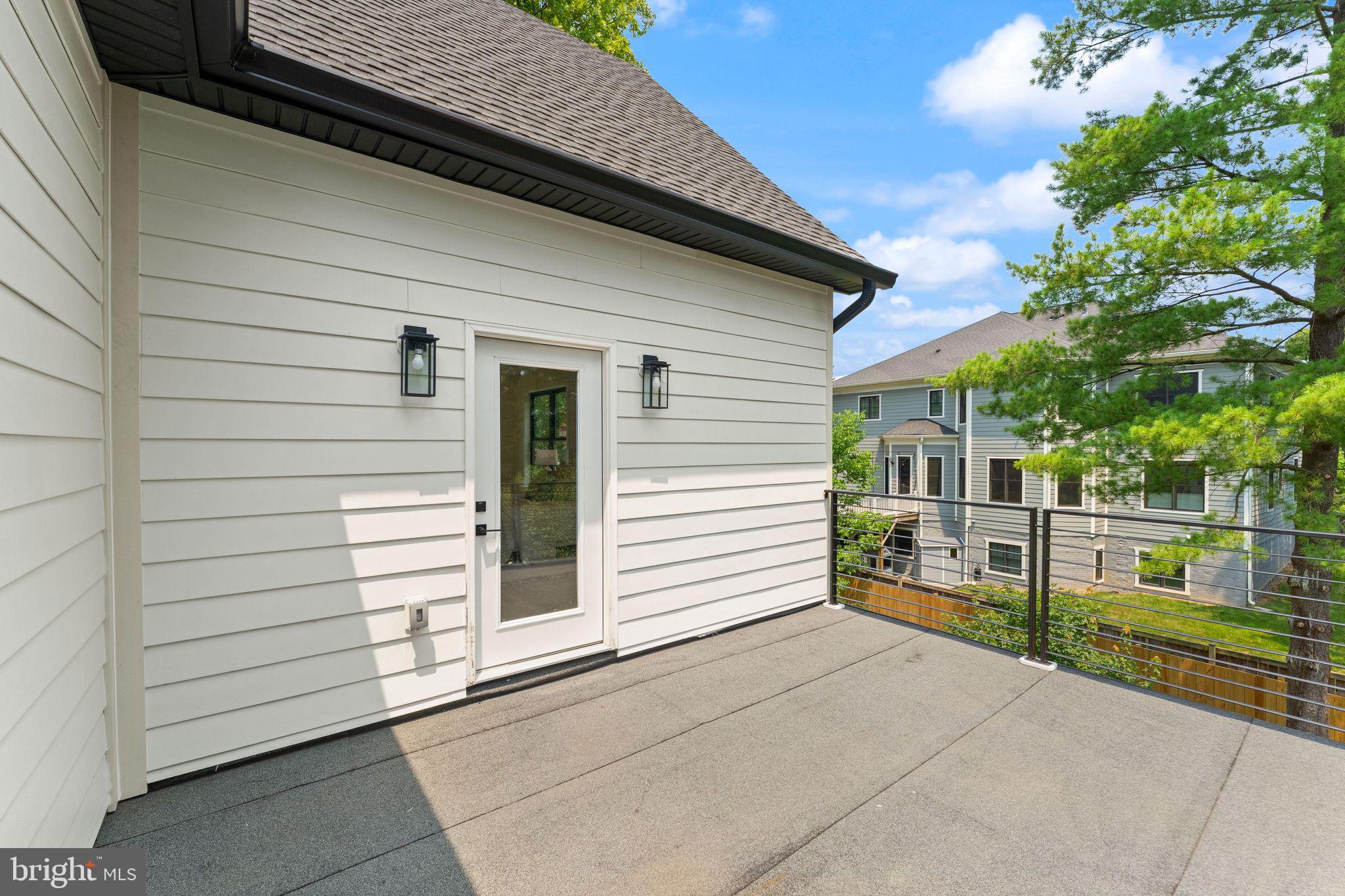 DEVON PARK - Residential