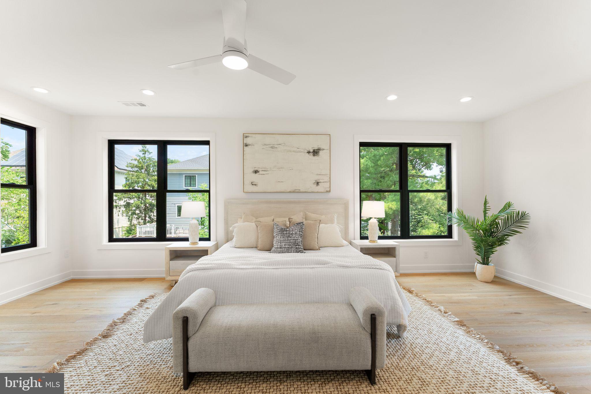 DEVON PARK - Residential