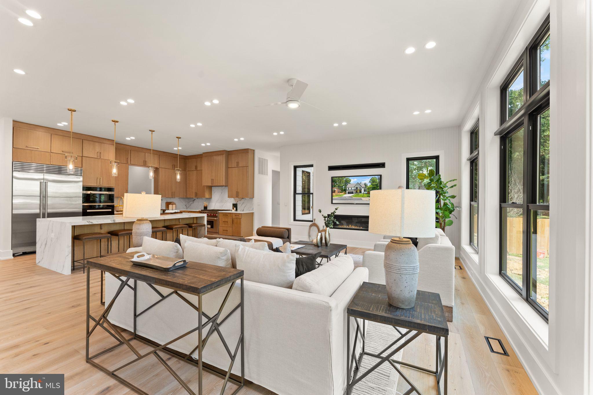 DEVON PARK - Residential