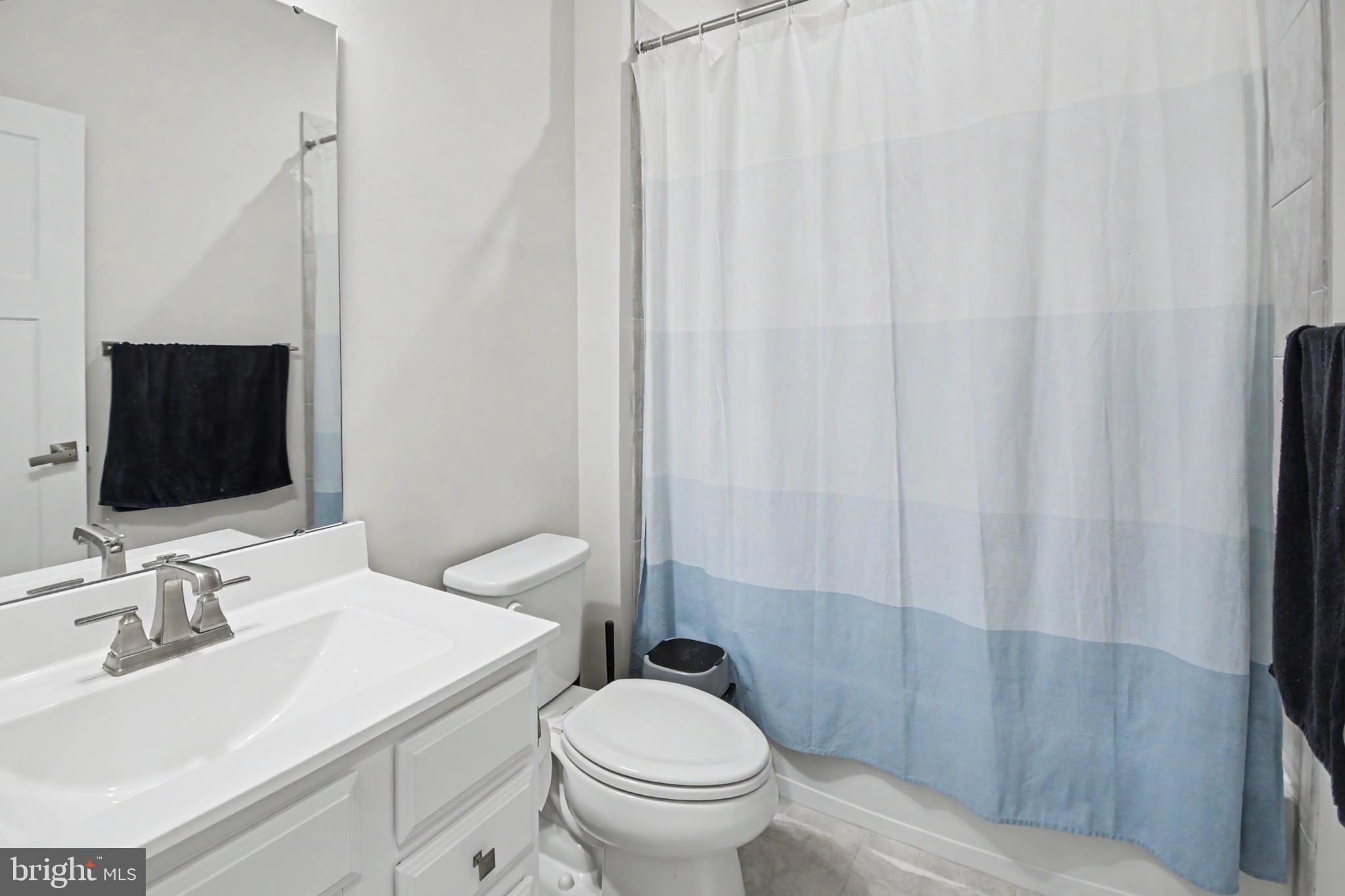 MAPLEVIEW - Residential Lease