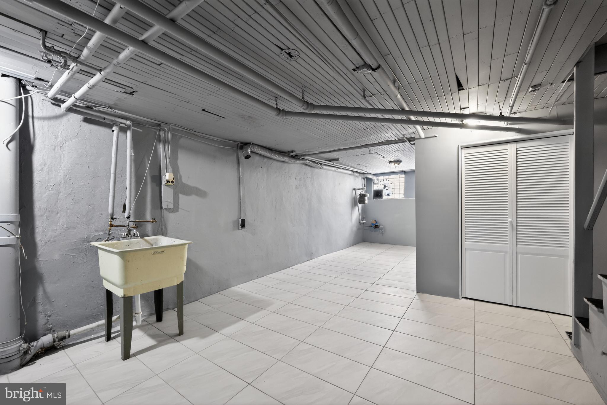 MAYFAIR - Residential