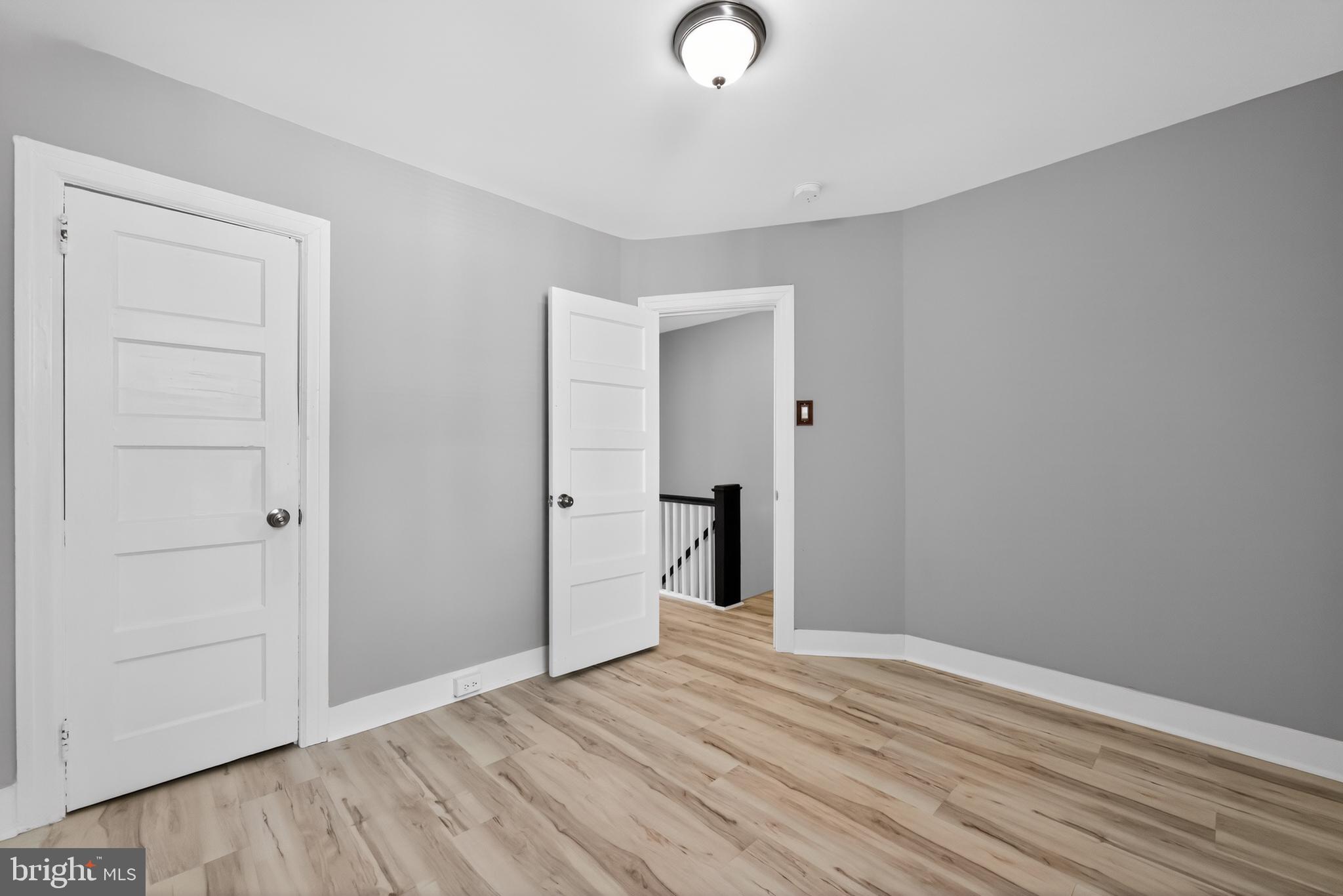 MAYFAIR - Residential