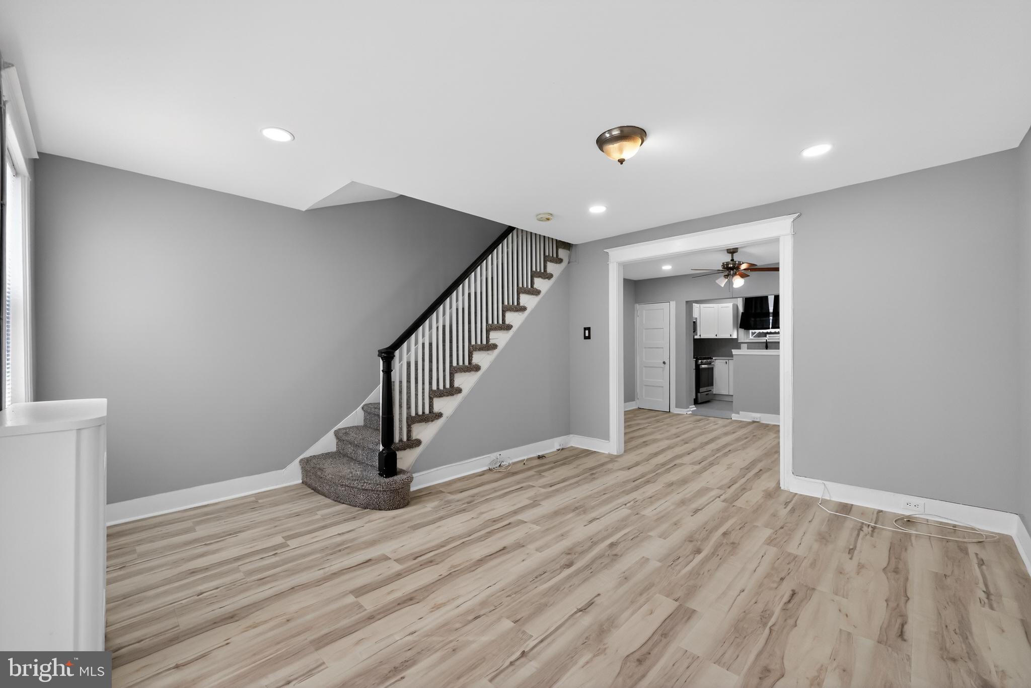 MAYFAIR - Residential