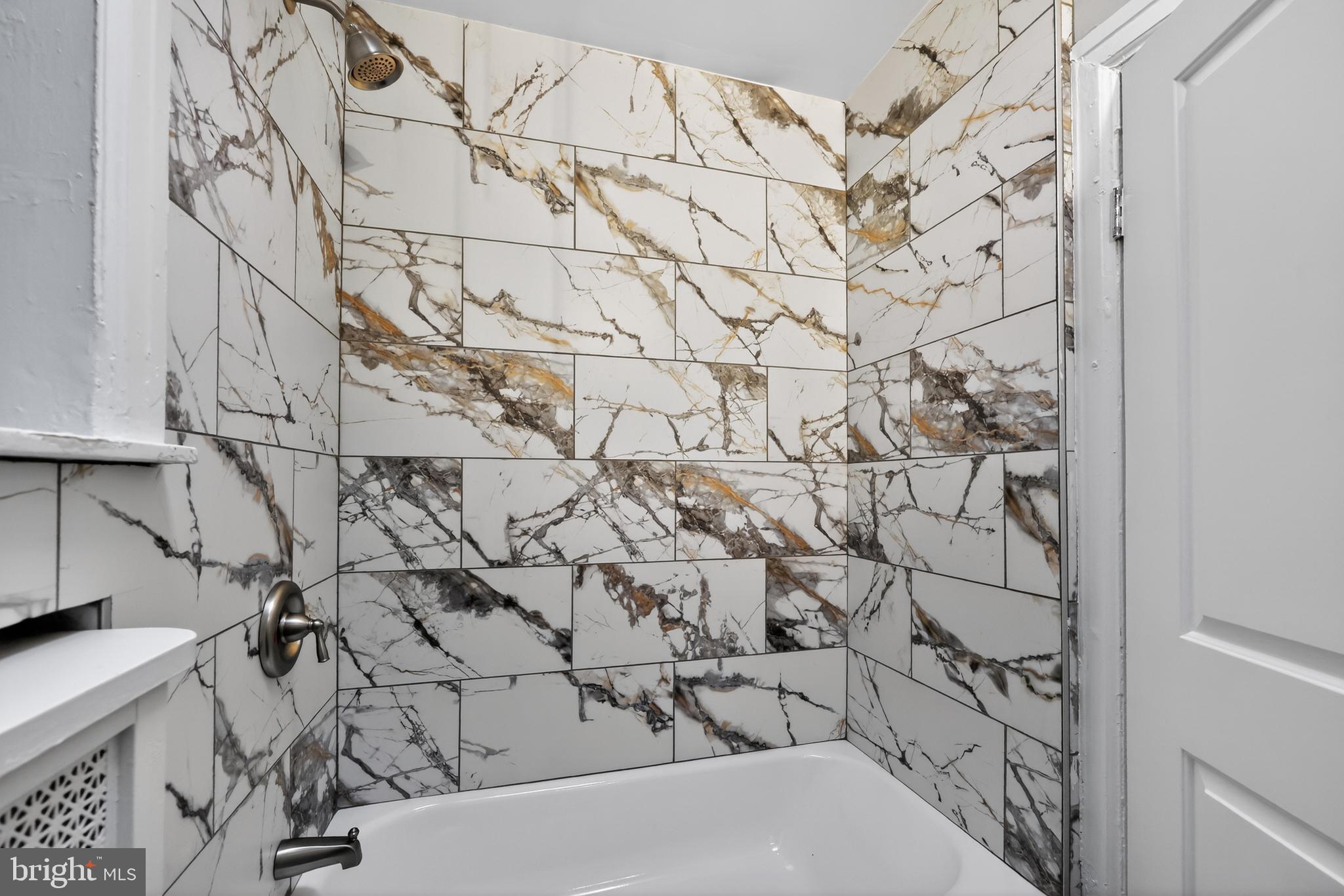MAYFAIR - Residential