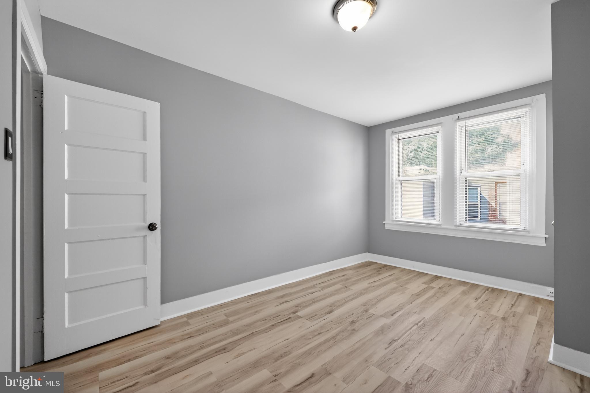 MAYFAIR - Residential