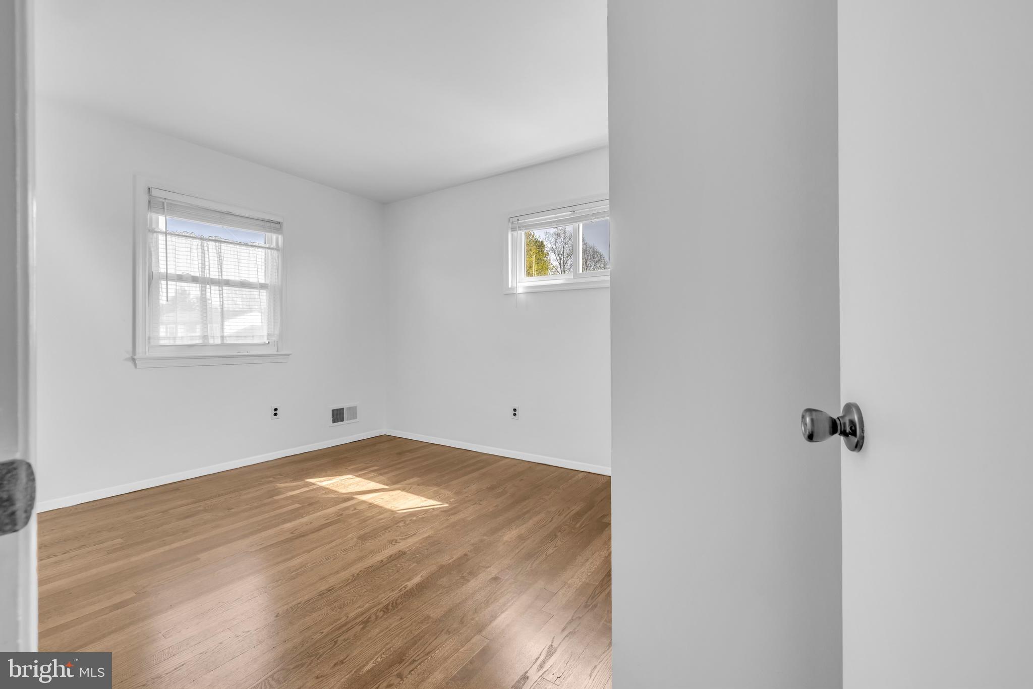 SEABROOK ESTATES - Residential