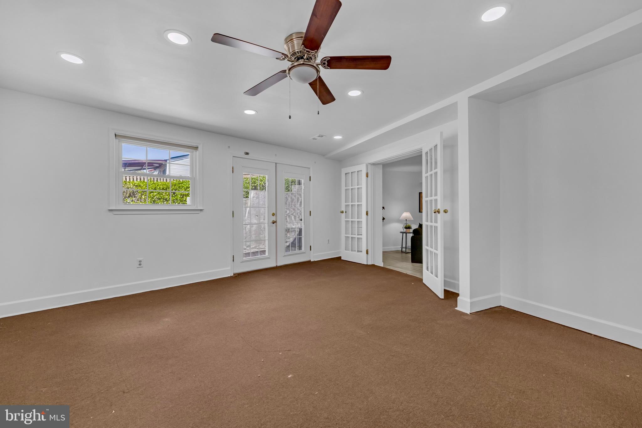 SEABROOK ESTATES - Residential