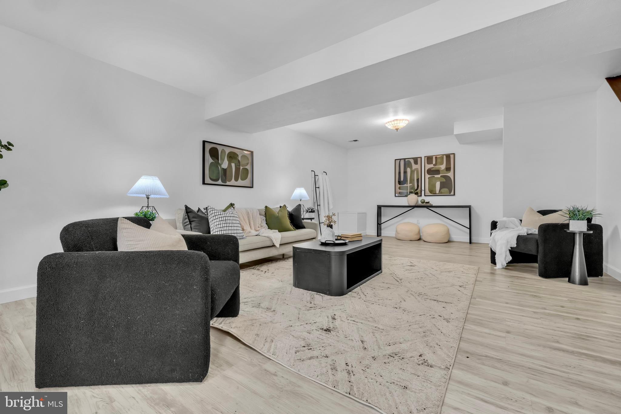 SEABROOK ESTATES - Residential