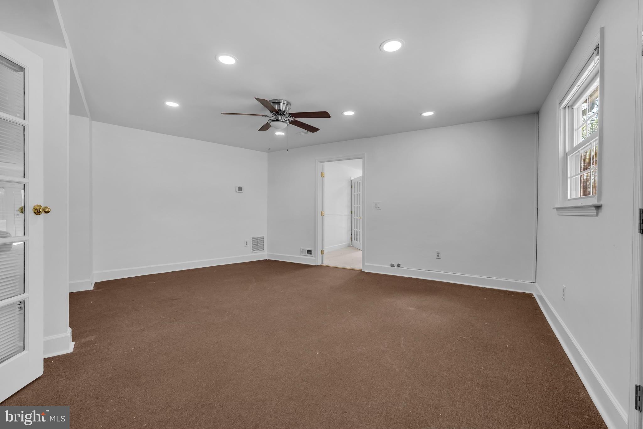 SEABROOK ESTATES - Residential