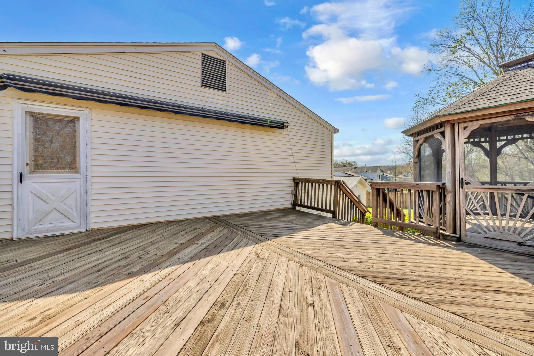 SEABROOK ESTATES - Residential