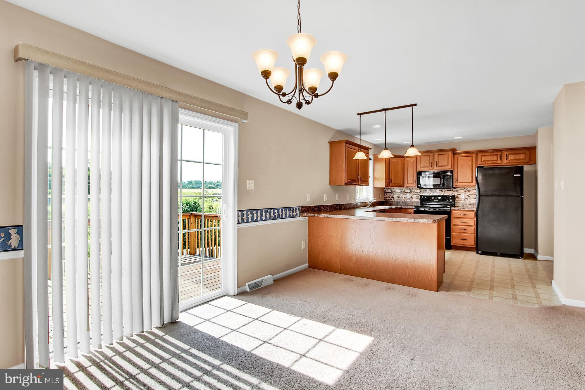 ASHCOMBE FARMS WEST - Residential