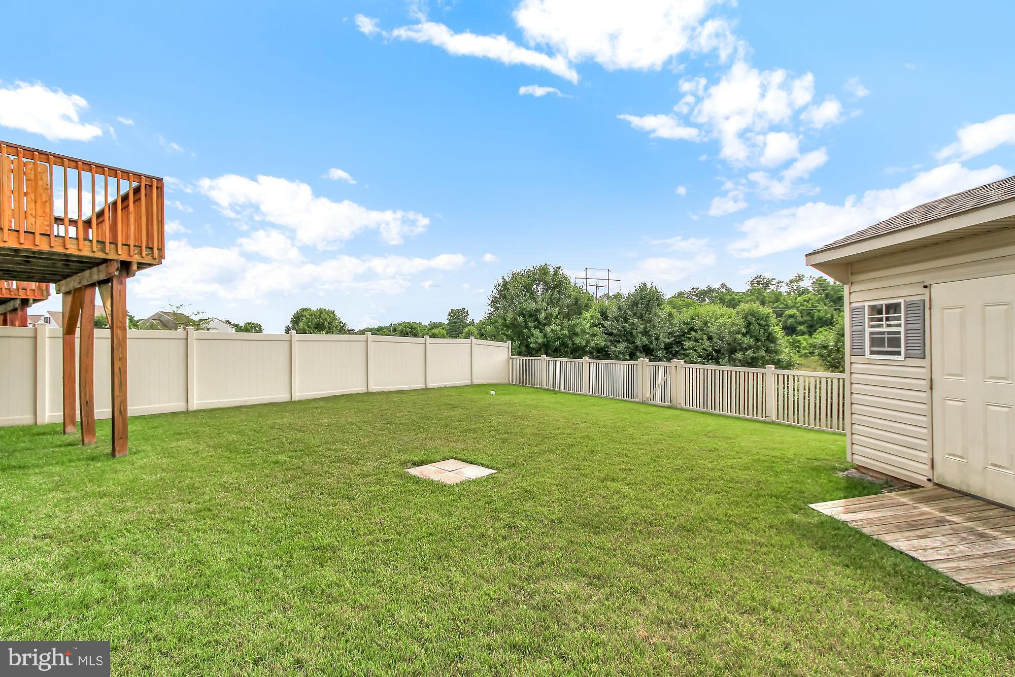 ASHCOMBE FARMS WEST - Residential