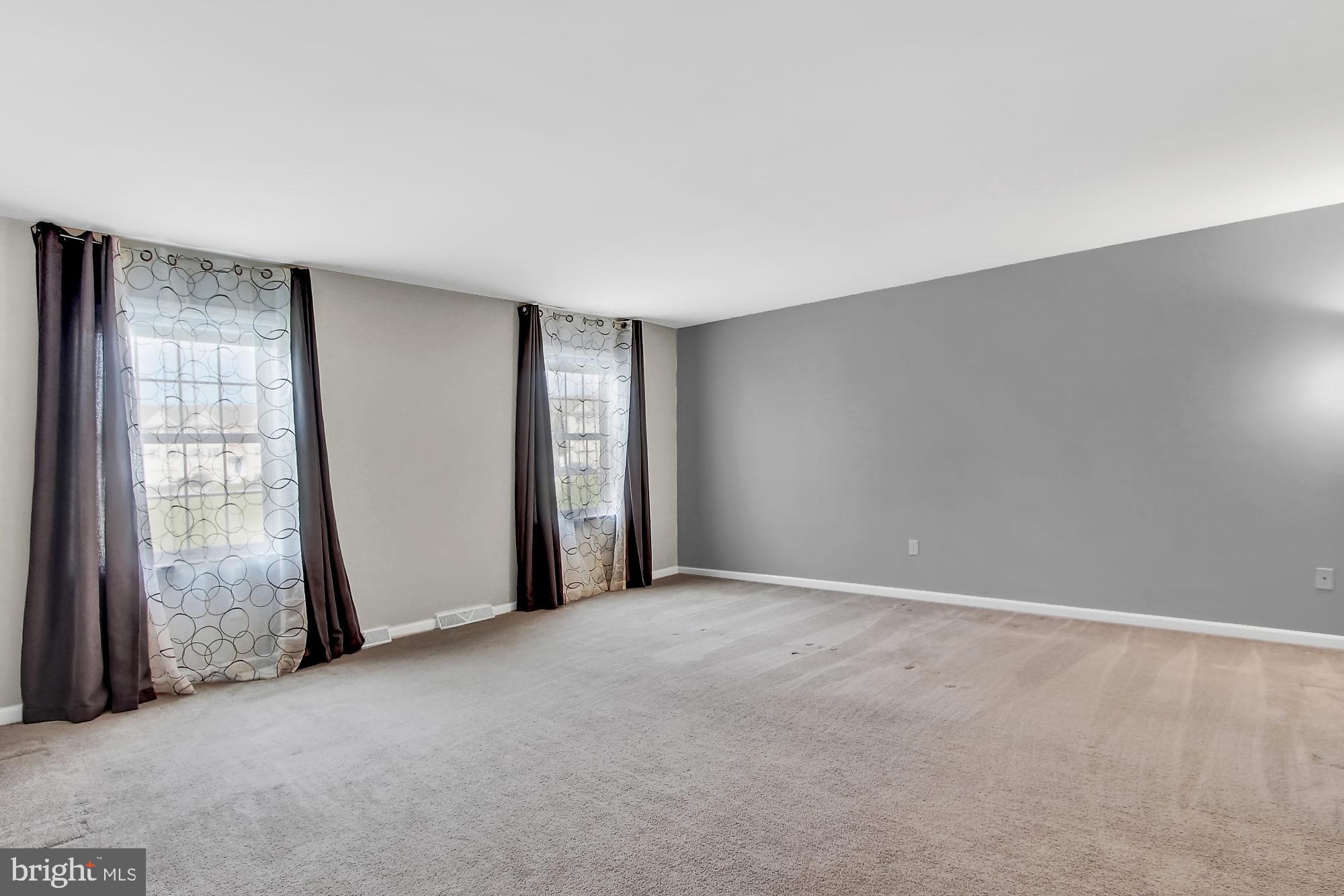 ASHCOMBE FARMS WEST - Residential