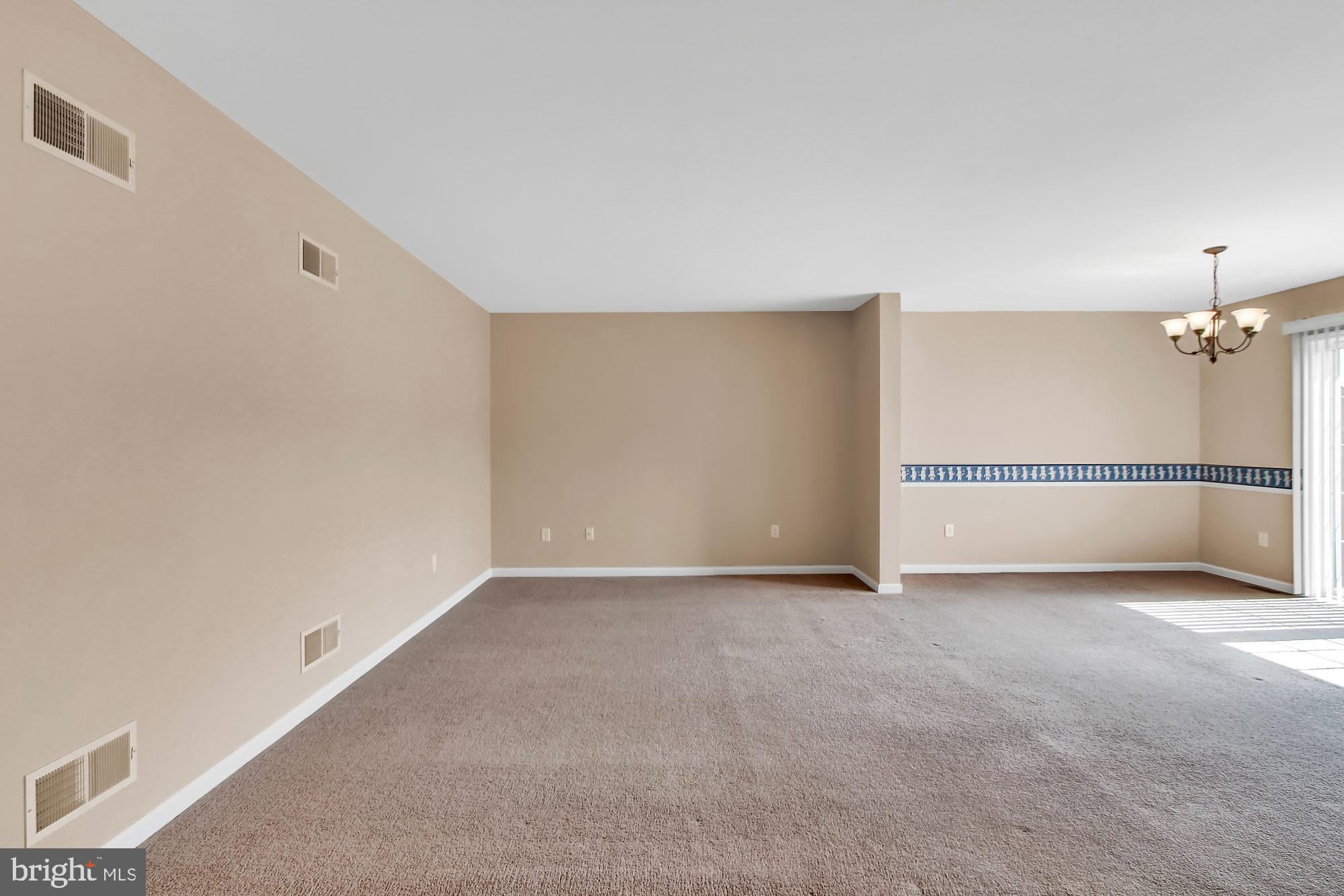 ASHCOMBE FARMS WEST - Residential