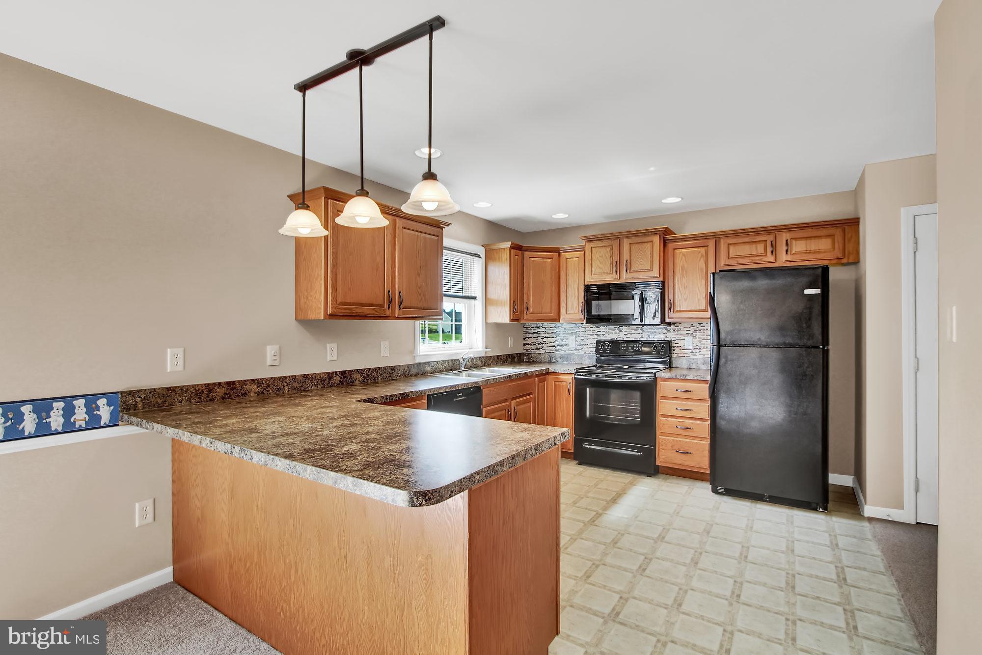 ASHCOMBE FARMS WEST - Residential