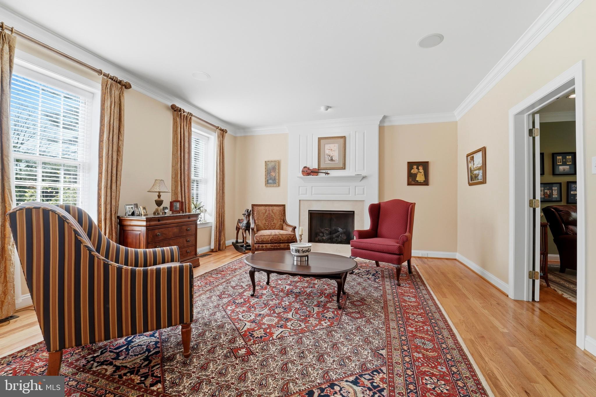 MEADOWBROOK - Residential
