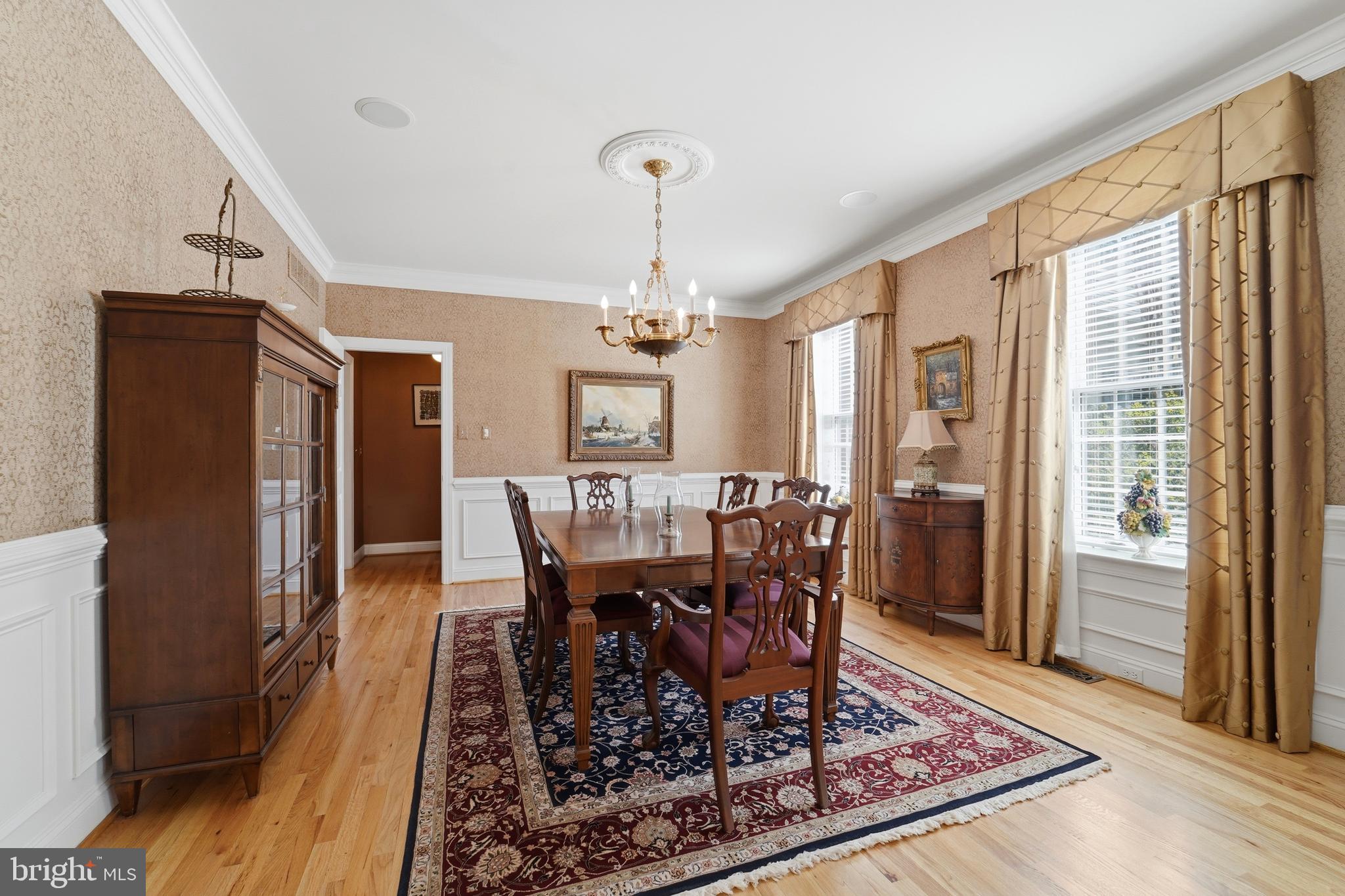 MEADOWBROOK - Residential