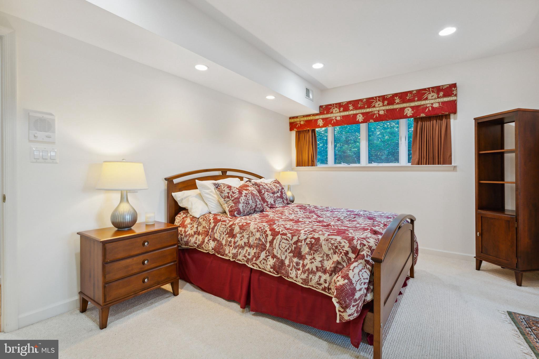 EVERGREEN FARM - Residential