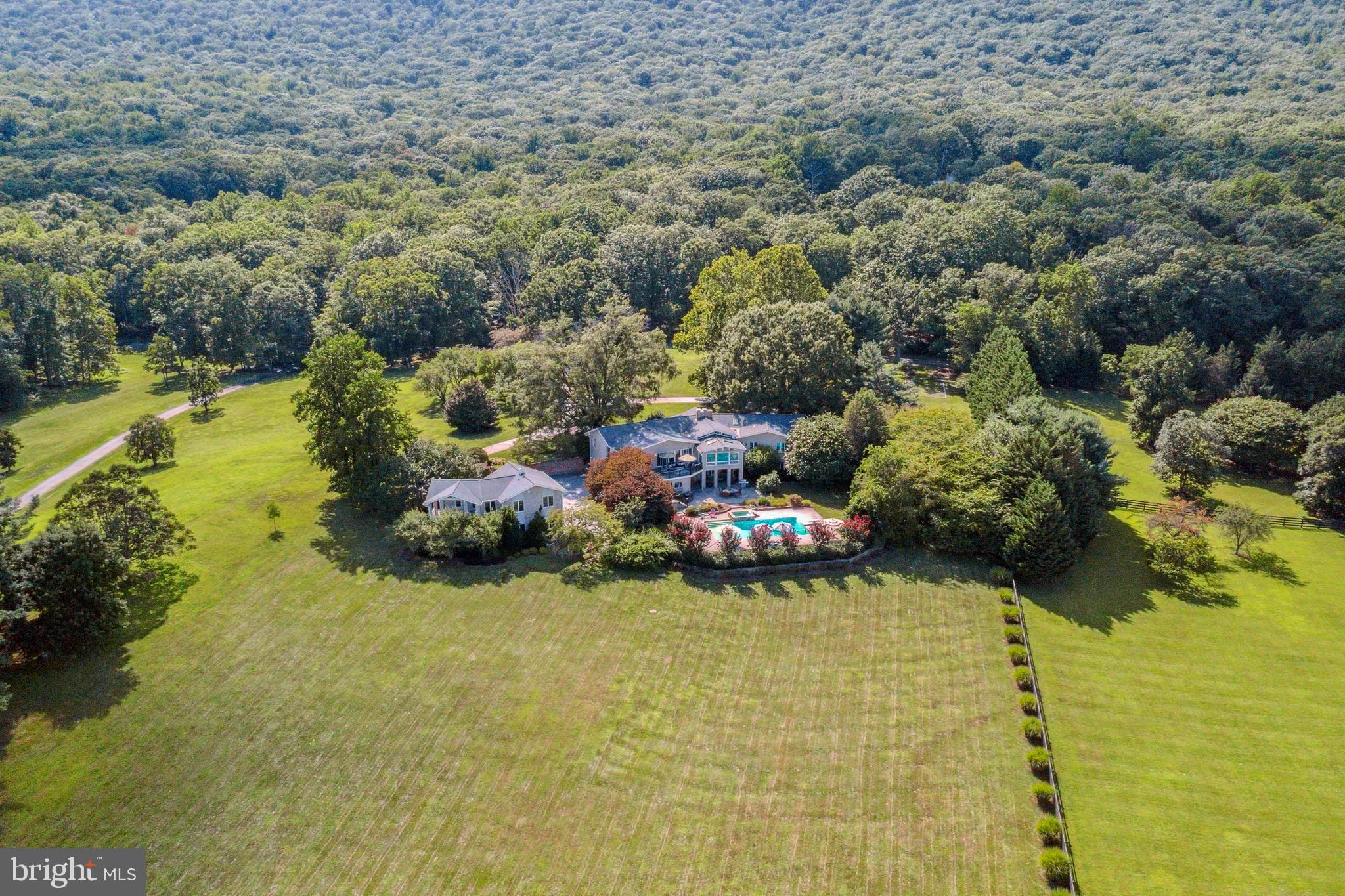 EVERGREEN FARM - Residential