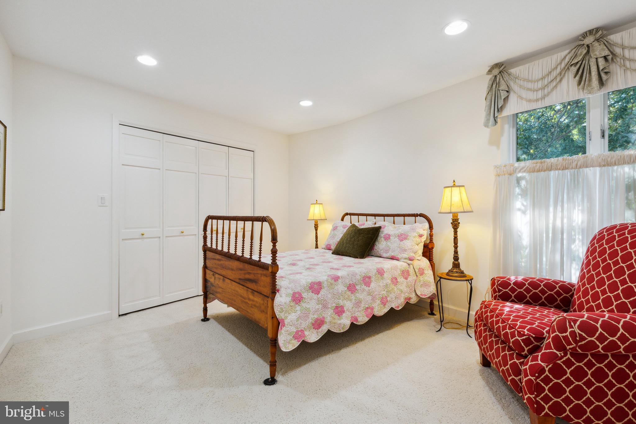 EVERGREEN FARM - Residential