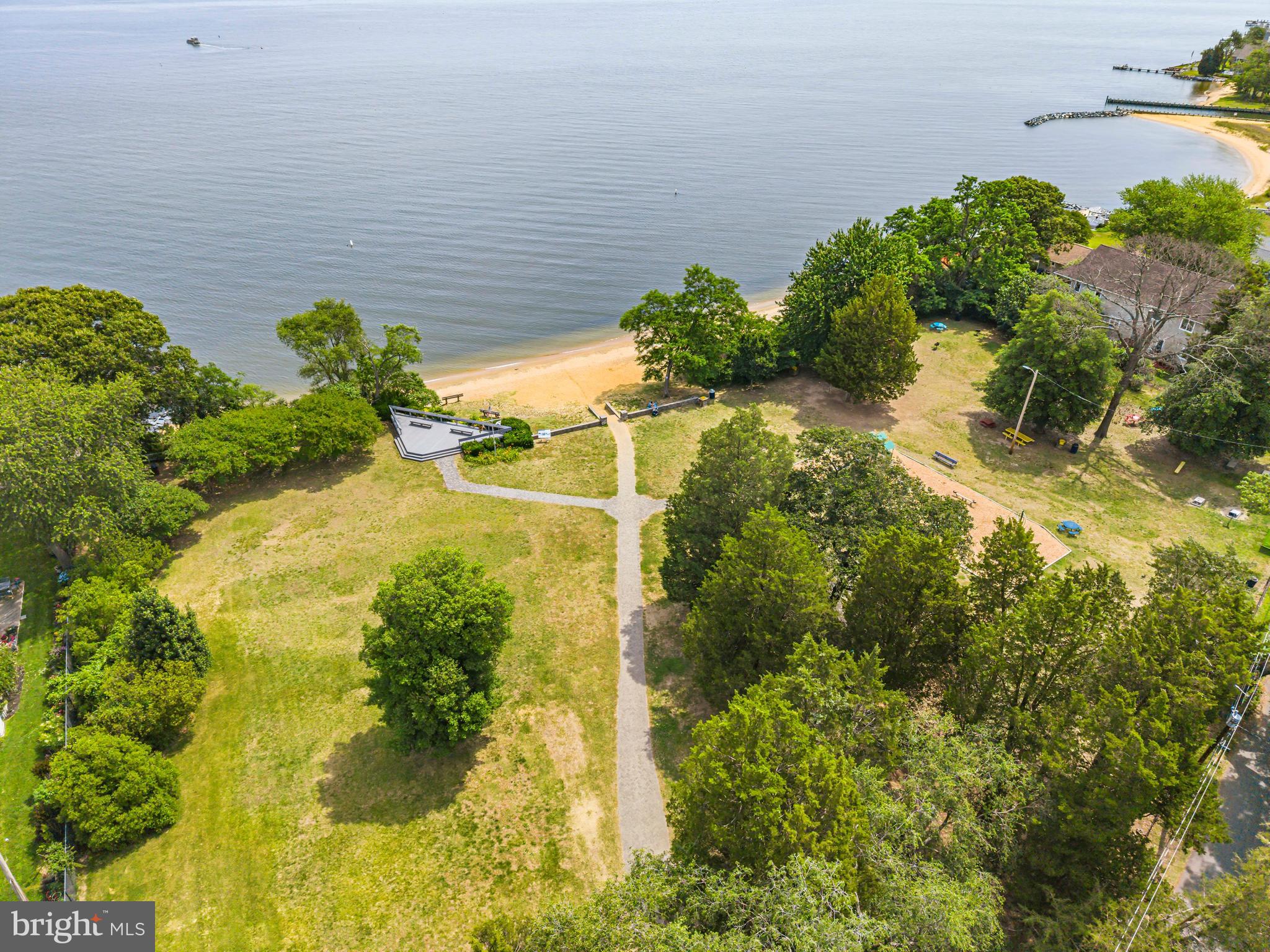 CAPE ST CLAIRE - Residential