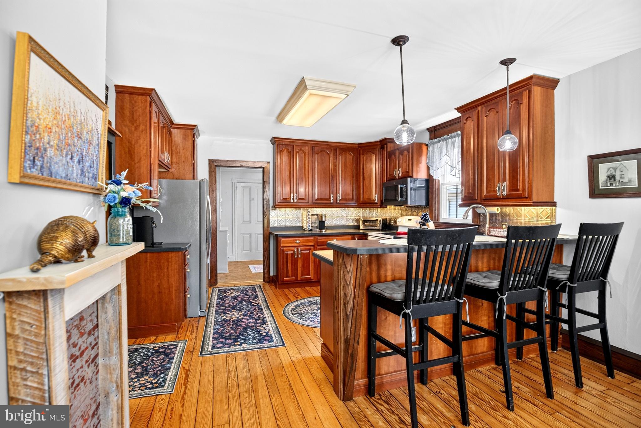 DOWNINGTOWN - Residential