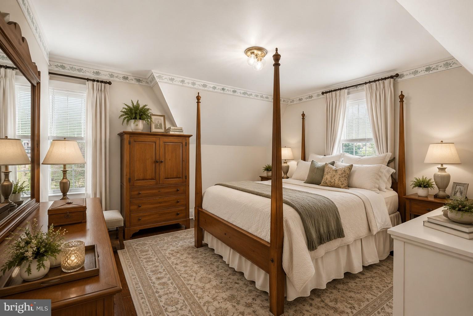 DOWNINGTOWN - Residential