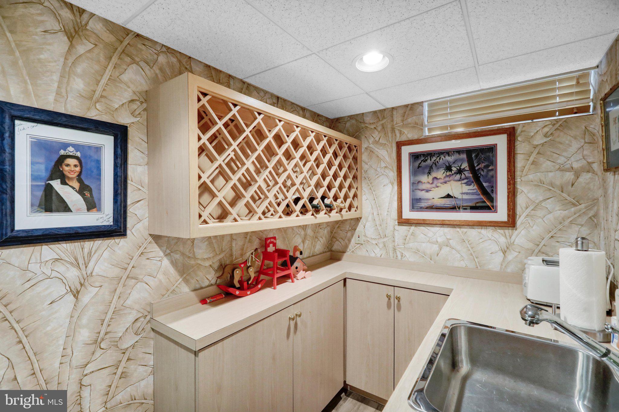 BIRDLAND - Residential