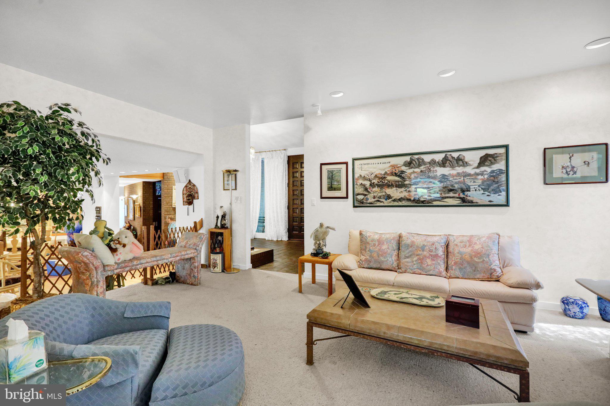 BIRDLAND - Residential