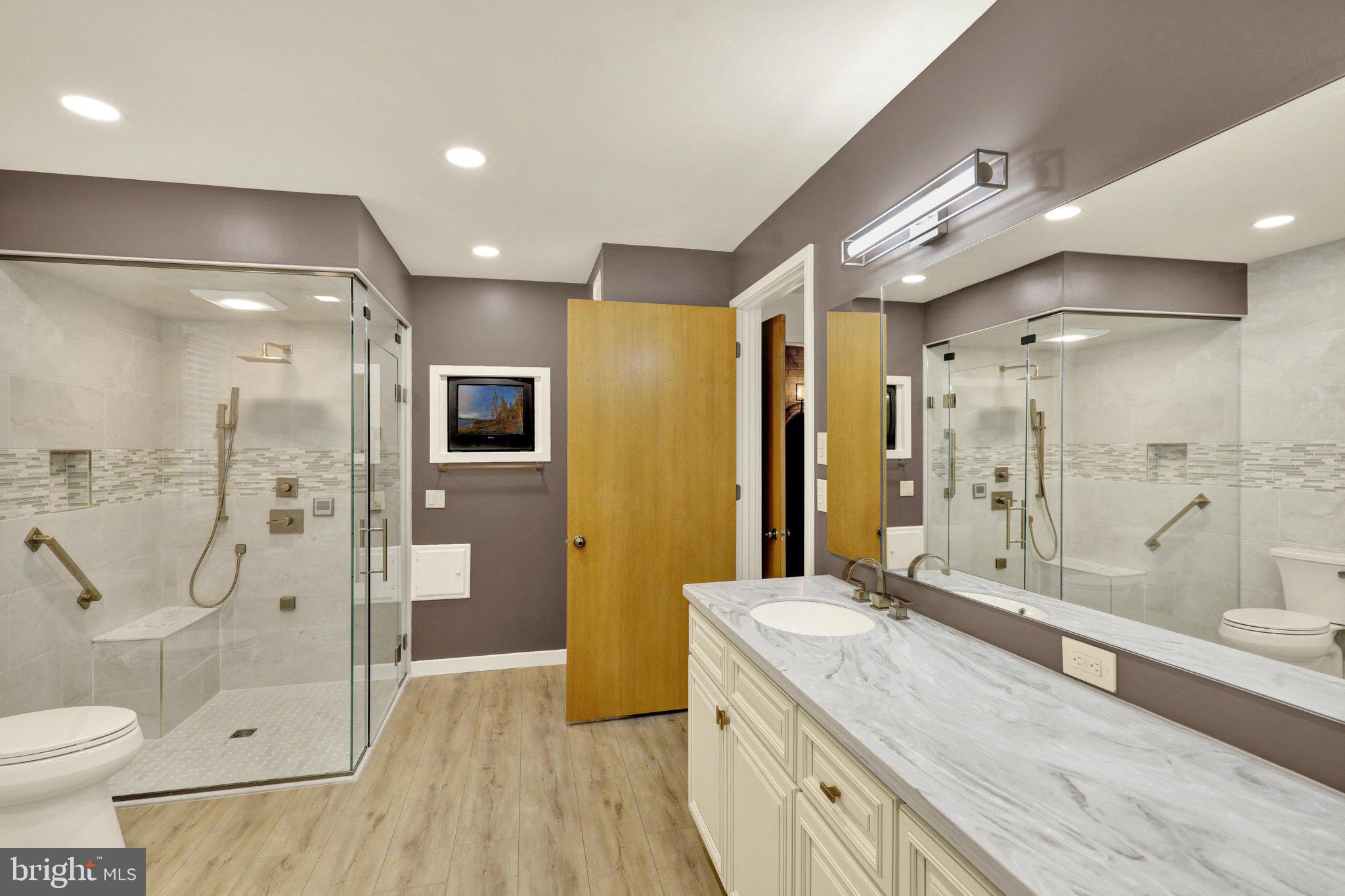 BIRDLAND - Residential