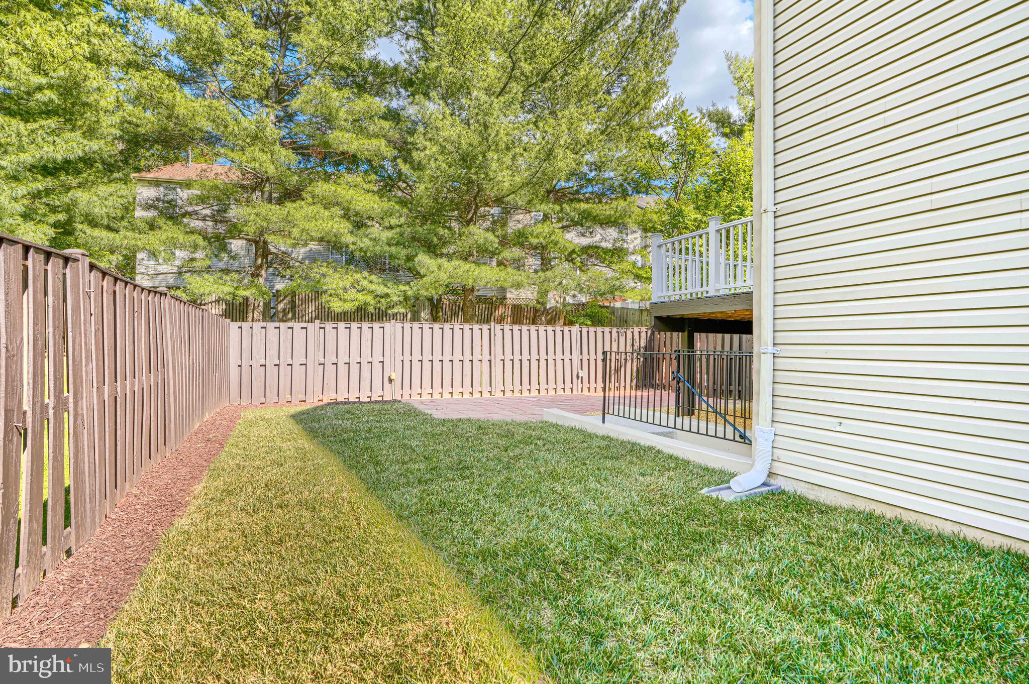 ROBINS GLENN - Residential