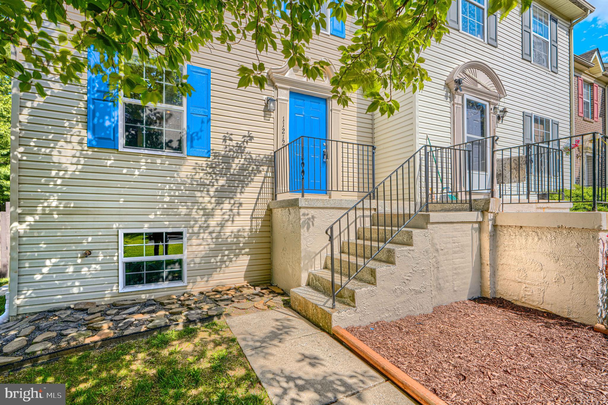 ROBINS GLENN - Residential