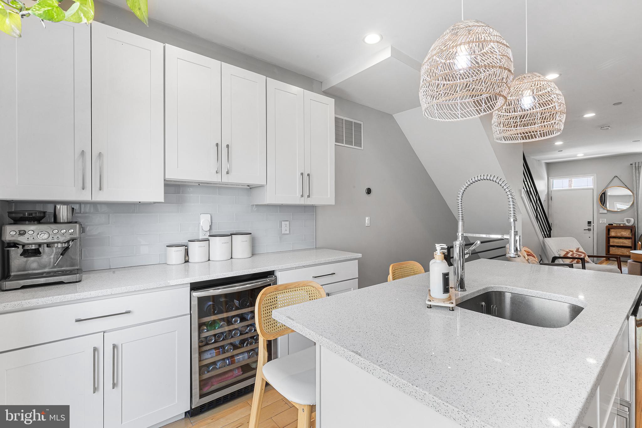 POINT BREEZE - Residential