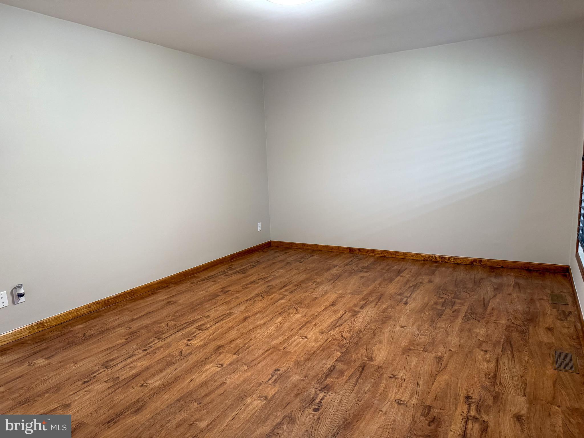 EAST PENNSBORO - Residential Lease