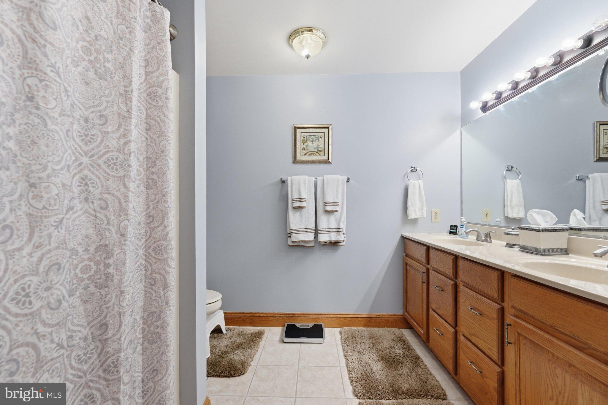 GRAYSTONE HILLS - Residential